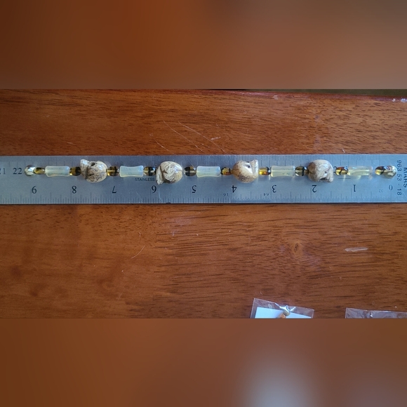 Handmade Skull & Bones Bracelet - Gender Neutral - Picture 4 of 5